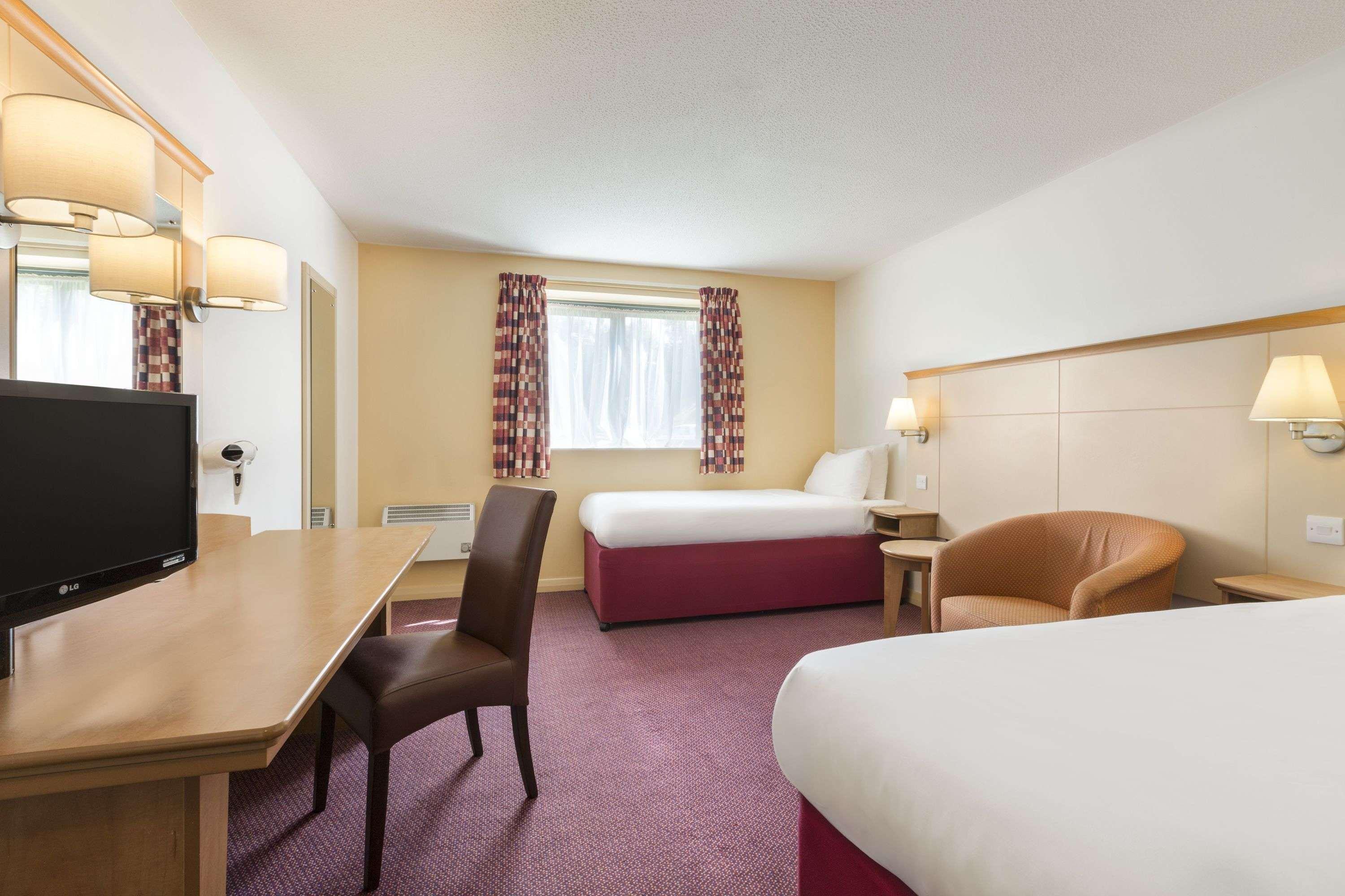 Days Inn Winchester Eksteriør bilde