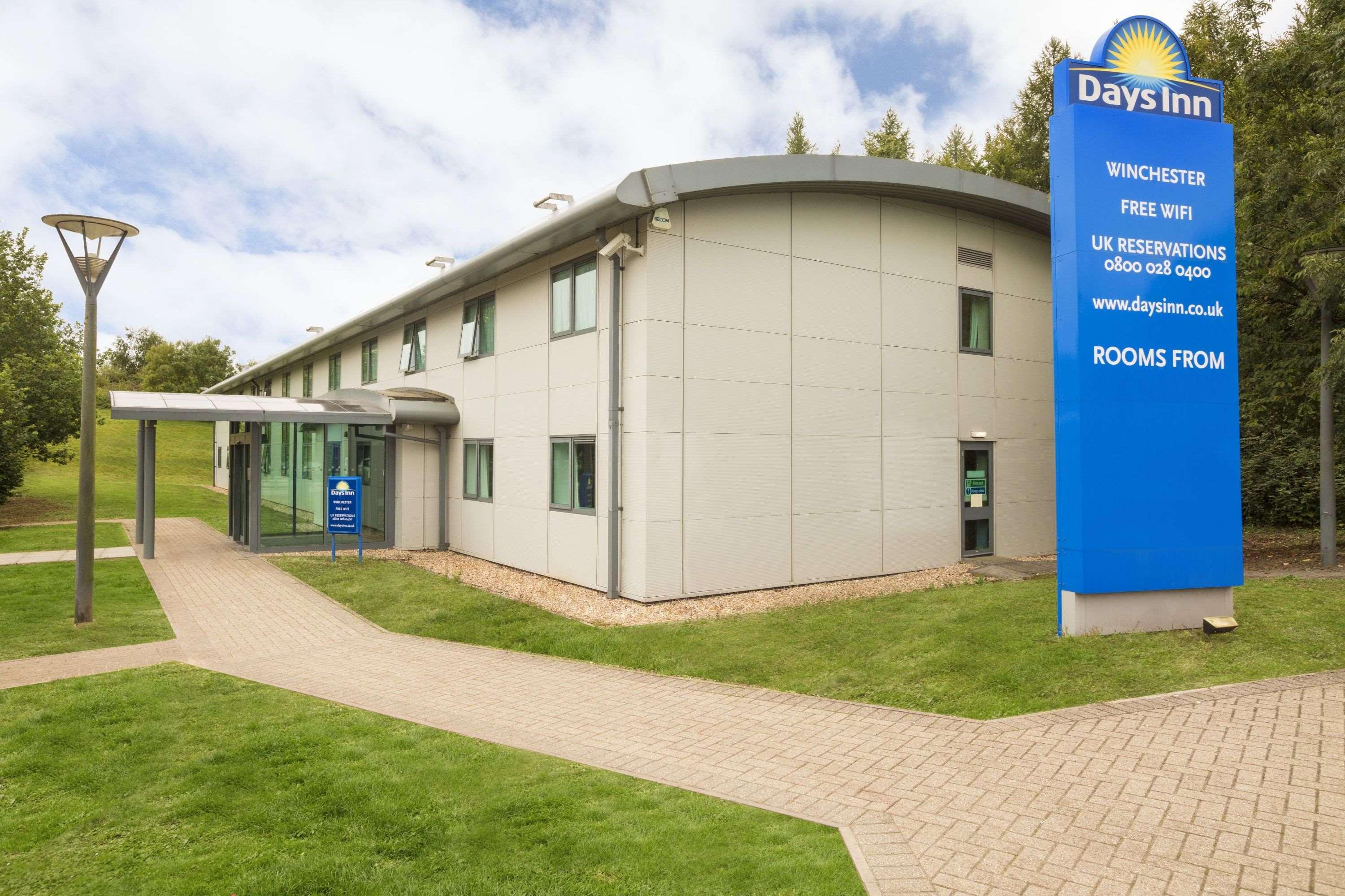 Days Inn Winchester Eksteriør bilde